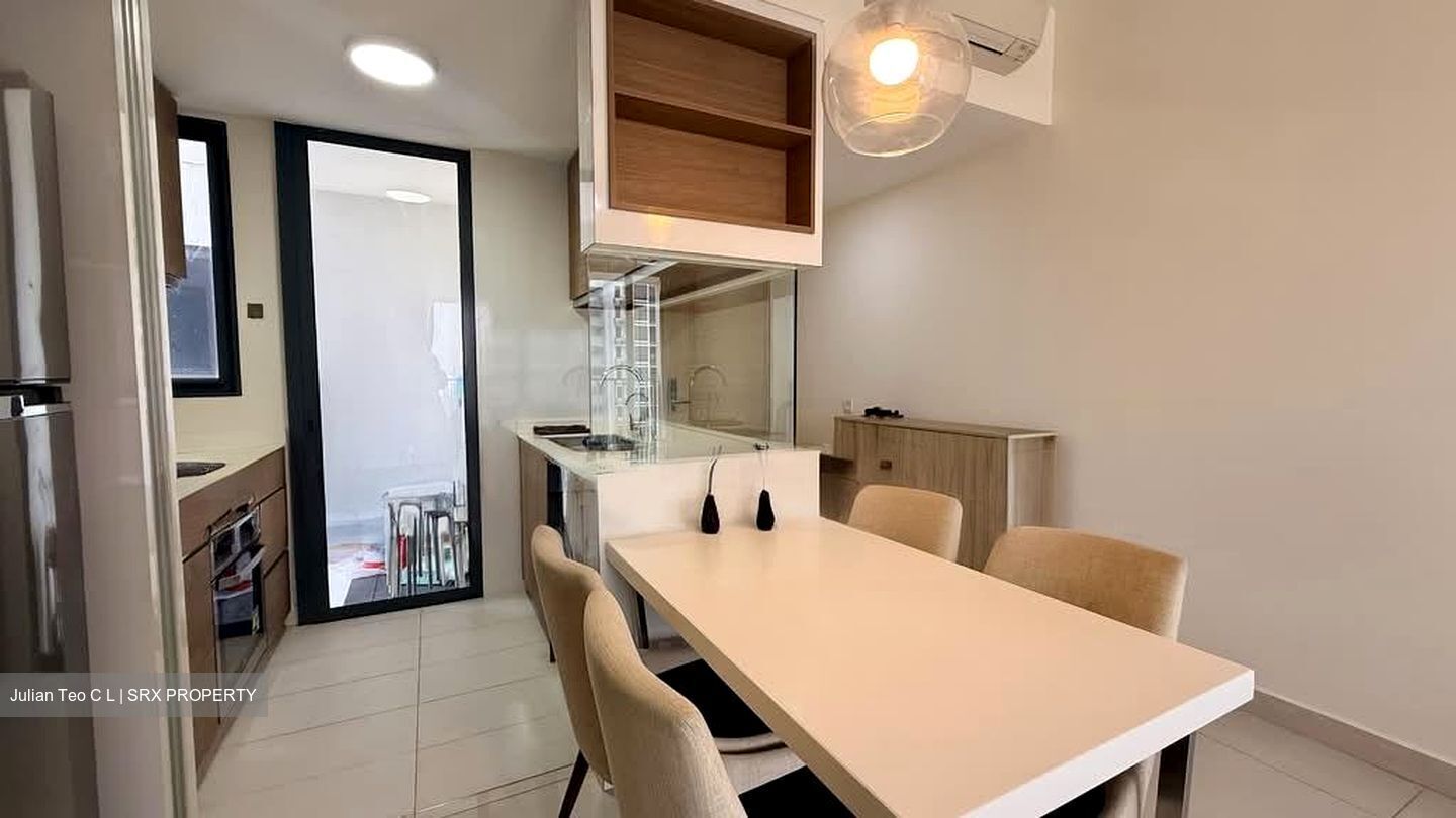 Coco Palms (D18), Condominium #544025871